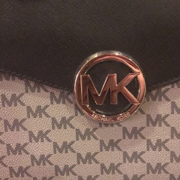 Michael Kors Hudson large satchel - Picture 2 of 8